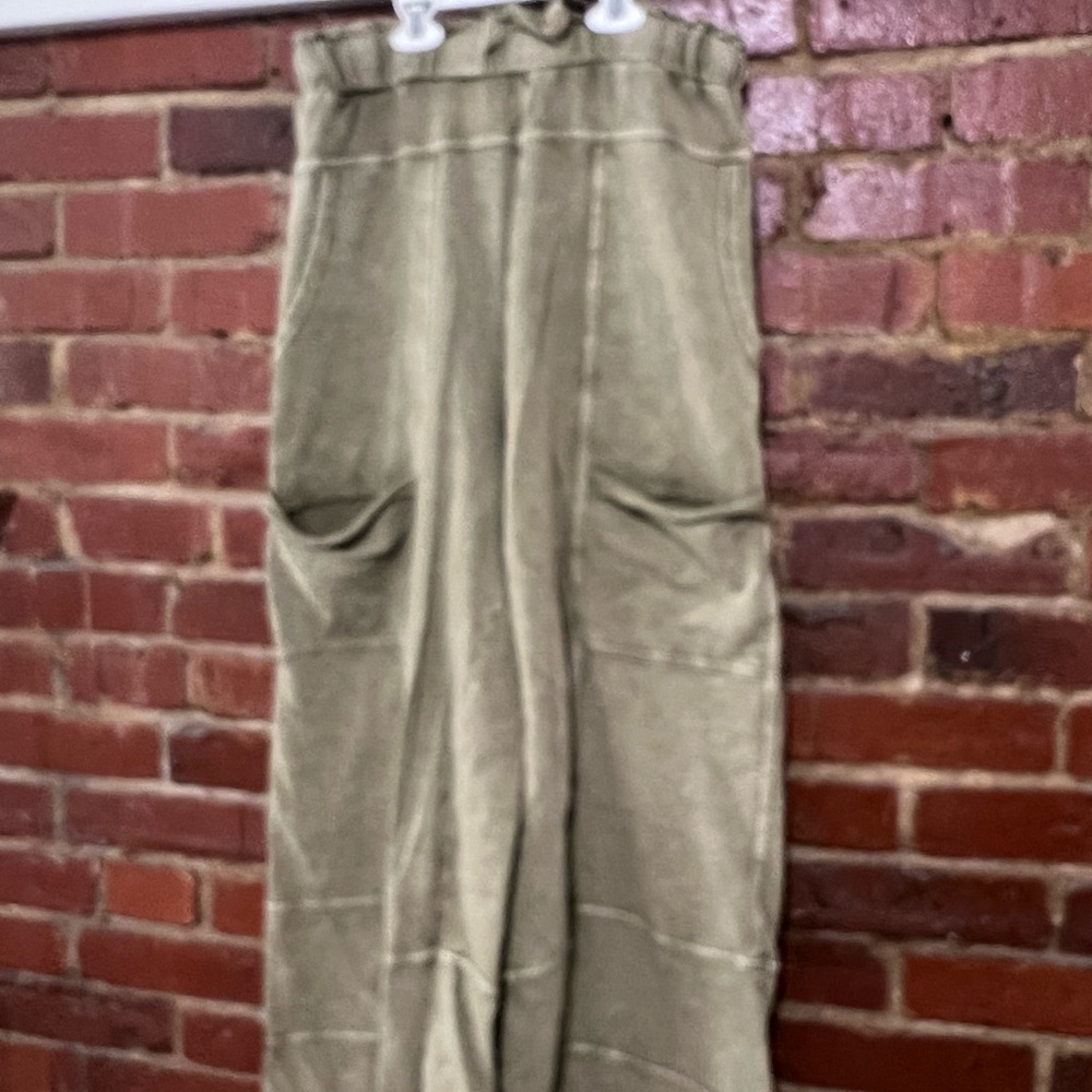 Easel Olive Green Wide-Leg Pants